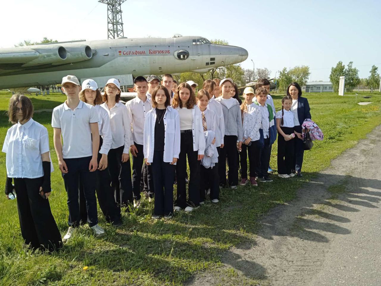 Музей Дальней авиации открыл двери для наших семиклассников.
