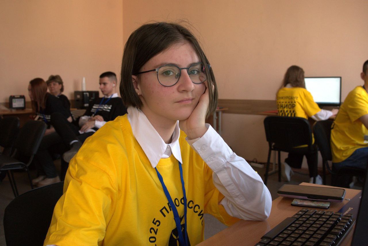 Поздравляем нашу ученицу, будущую бизнес-звезду из нашей школы, с победой на региональном этапе «Профессионалов» и желаем удачи в Уфе.