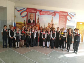 81 год — а память всё так же жива. Смотрите, как наши младшие школьники почтили героев.