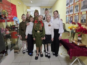 В детский сад — с песней о Победе. Как «Горлинка» растрогала малышей и взрослых.