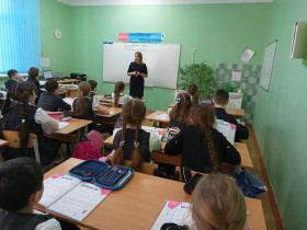 В школе прошли профилактические беседы с обучающимися на тему «ПДД в зимний период».