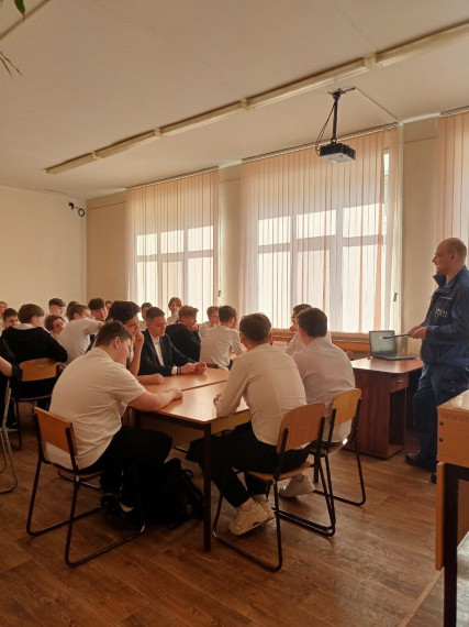 «Умные каникулы» в школе начались с метрологической научно-практической конференции.