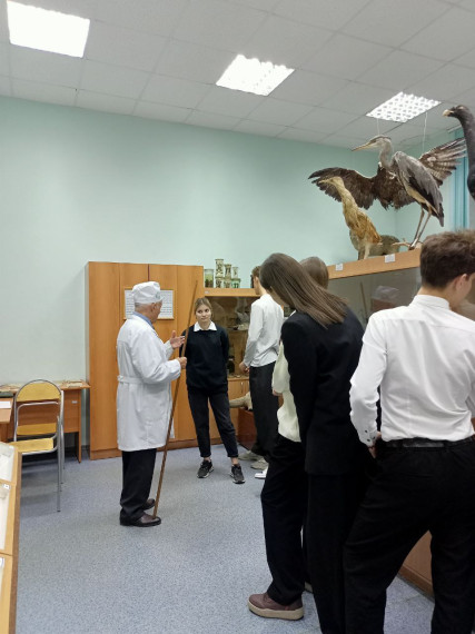 Одиннадцатиклассники в каникулы уделили время профориентации.