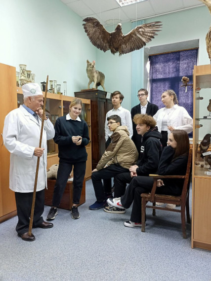 Одиннадцатиклассники в каникулы уделили время профориентации.