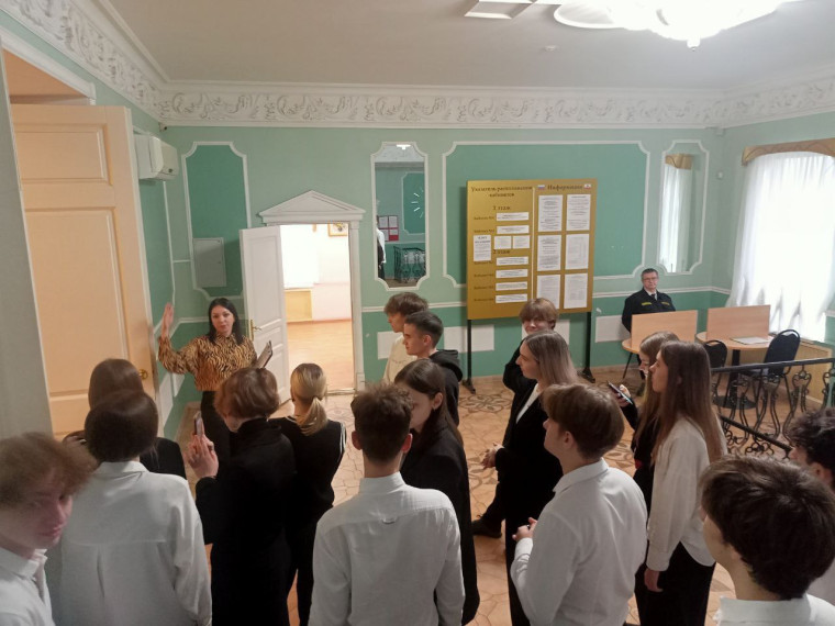 Родители обучающихся провели профориентационное занятие.