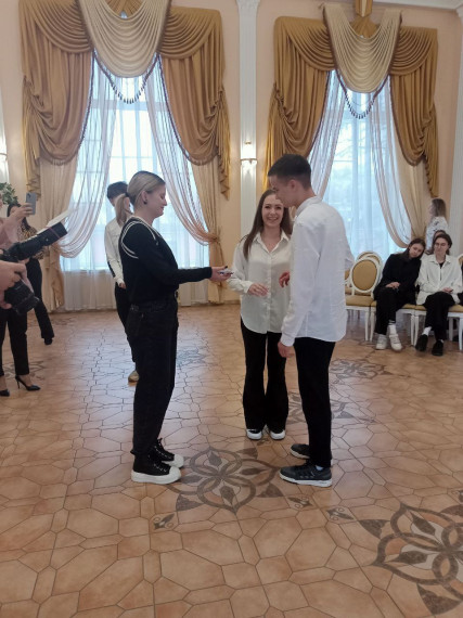 Родители обучающихся провели профориентационное занятие.