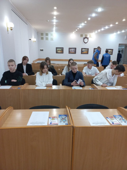 Учащиеся нашей школы приняли участие во  Всероссийском правовом (юридическом) диктанте.