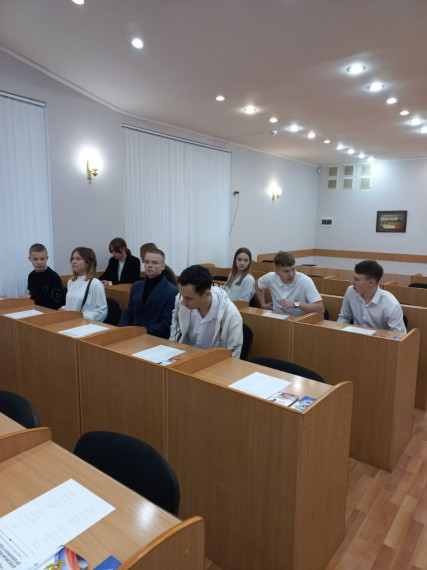 Учащиеся нашей школы приняли участие во  Всероссийском правовом (юридическом) диктанте.