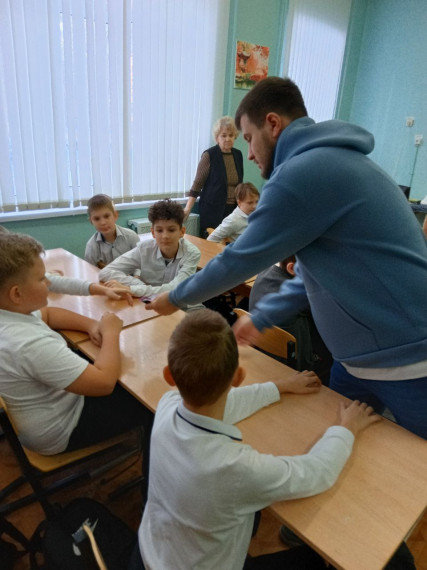 Пятиклассники приняли участие в проекте «Марафон цифрового этикета».