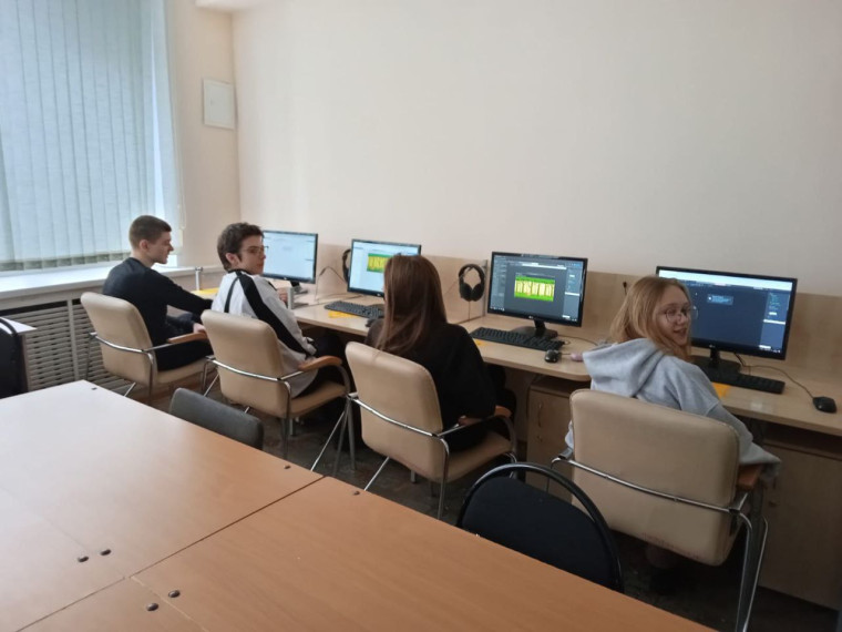 Старшеклассники приняли участие в проекте «Университетские субботы».