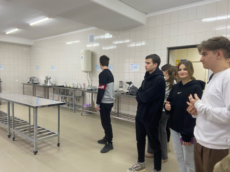 Старшеклассники приняли участие в Дне открытых дверей в аграрного университета.