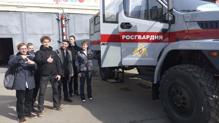 Профориентационная  работа ведется в школе в полном объеме.